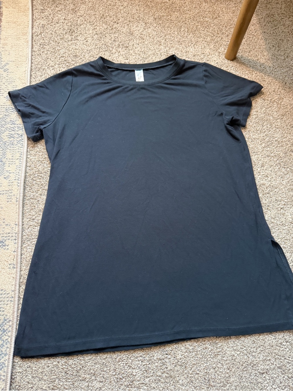 SPANX Luxe Soft Black Crewneck Short Sleeve Tee Med